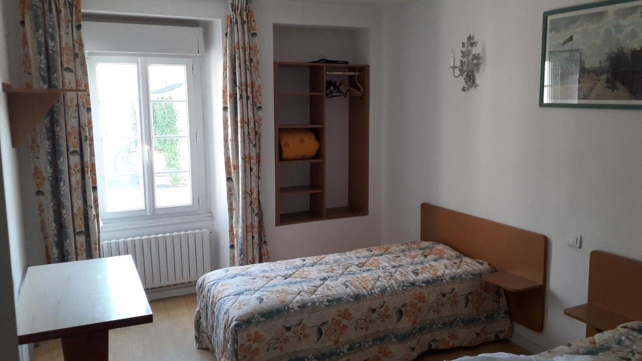 L'Entracte Hotel Saint-Paul-du-Bois Luaran gambar